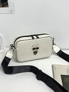 Women's Square Crossbody Bag, Casual Shoulder Bag, Fashion Cartoon Design, High-End Style, Suitable for Daily Use, Commuting, School, Travel, Casual Crossbody Bags