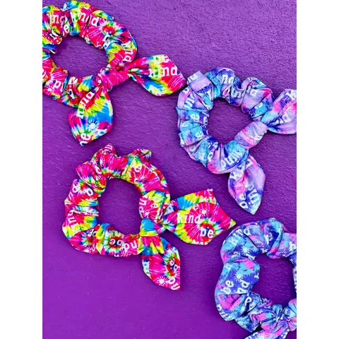 Be Kind Bow Scrunchie