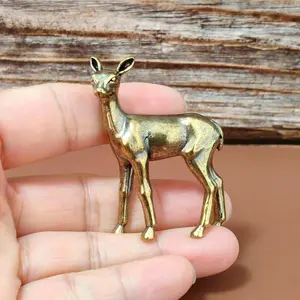 Brass Deer Figurine Vintage Stag Creative Moose Solid Copper Office Desktop Ornament Animal Collection Craft Decor Gift