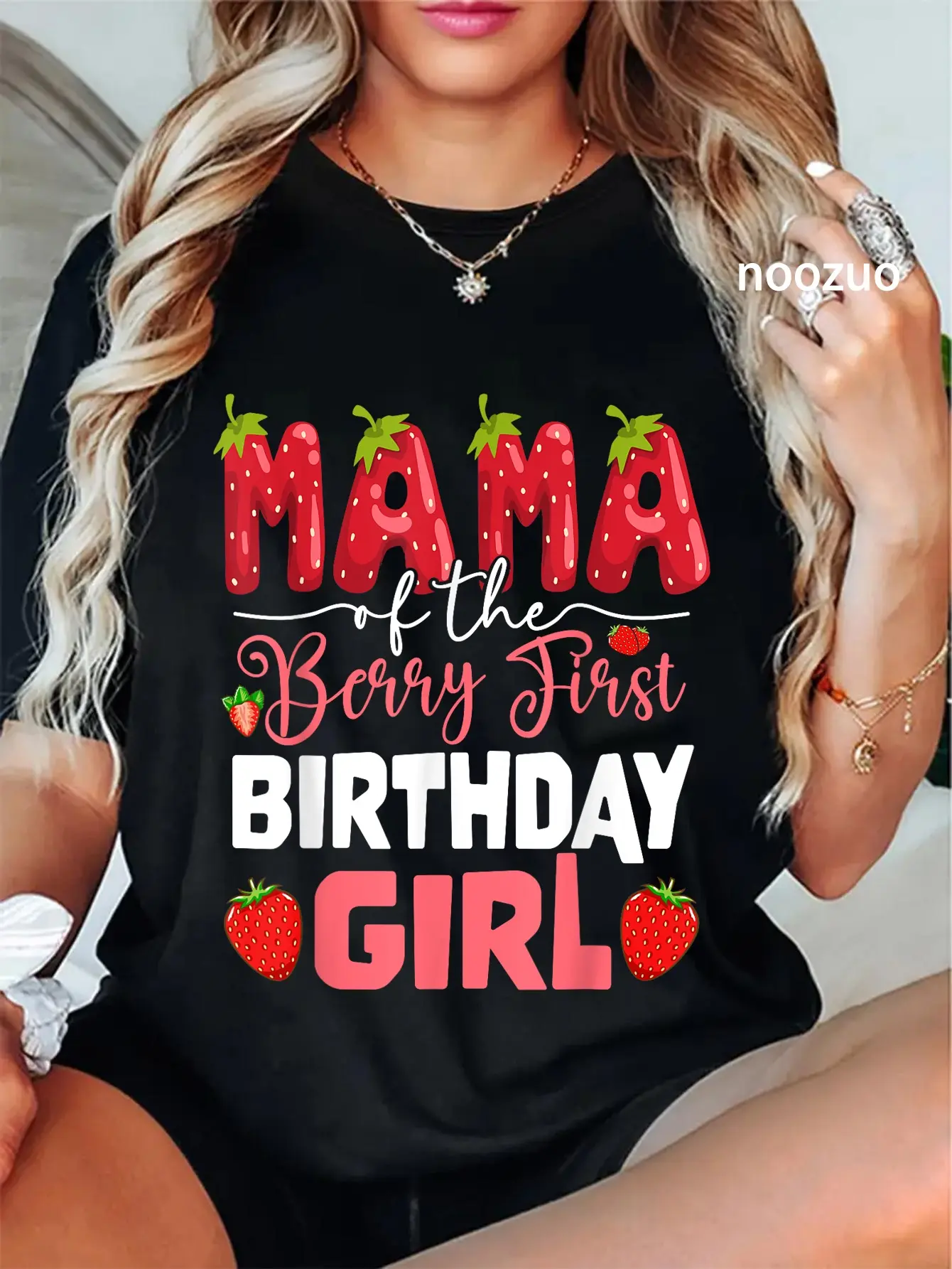 100% Cotton Unisex Mama of The Berry First Birthday of Girl Strawberry Mom T-Shirt Casual Top