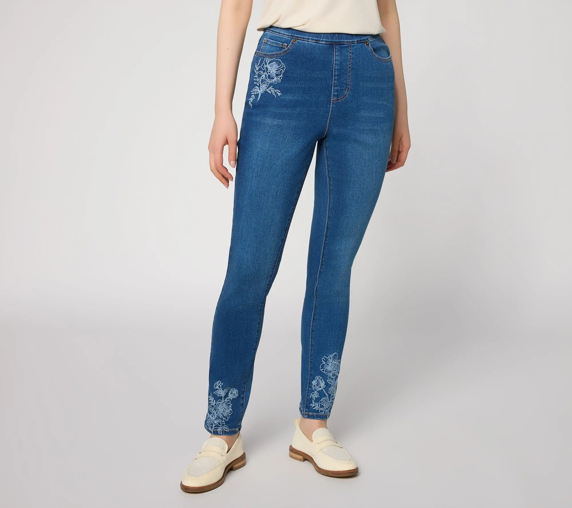 Ree by The Pioneer Woman Petite Indigo Embroidered Skinny Jeans