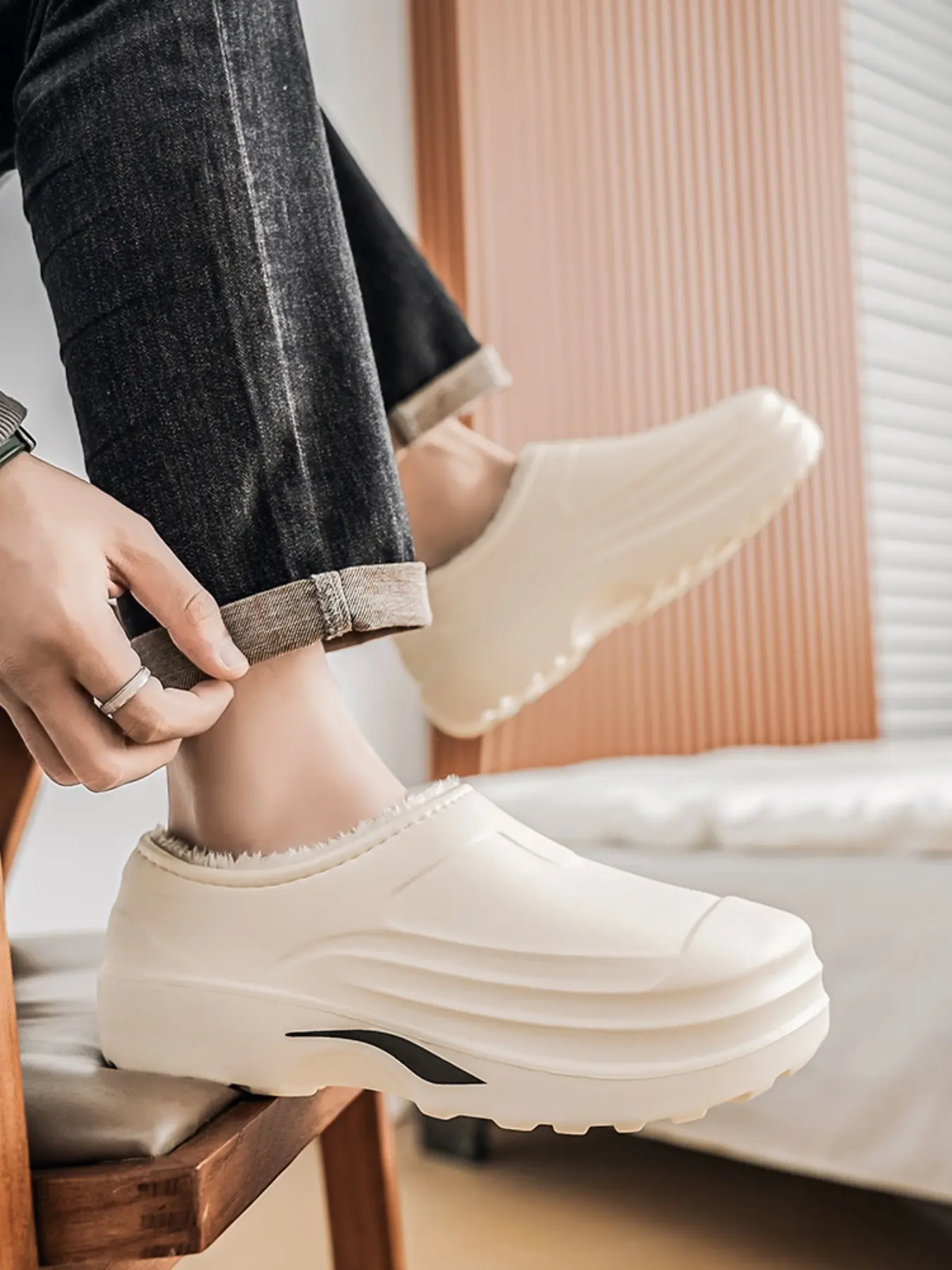 Zebra Plush Lined Thick Sole Slippers, Slip-On Design for Home Daily Use & Casual Scenarios, Warm and Comfortable Footwear