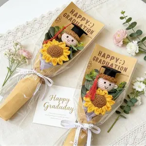 Crochet Graduation Bouquet, Handmade Class of 2026 Gift with Custom Graduate Doll & Sunflowers, Graduation Gift for Girls