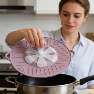 Silicone Anti-Spill Pot Lid 22.5cmx25cm, Non-Stick Silicone Cookware Cover, Easy Clean Kitchen Accessory, Two Colors Available
