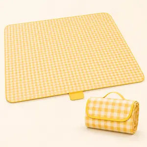 200 x 200 cm Waterproof Picnic Blanket, Extra Large Foldable Beach Mat, Portable Yellow Gingham Outdoor Blanket for Park, Camping, Beach, Backyard, Family Picnic