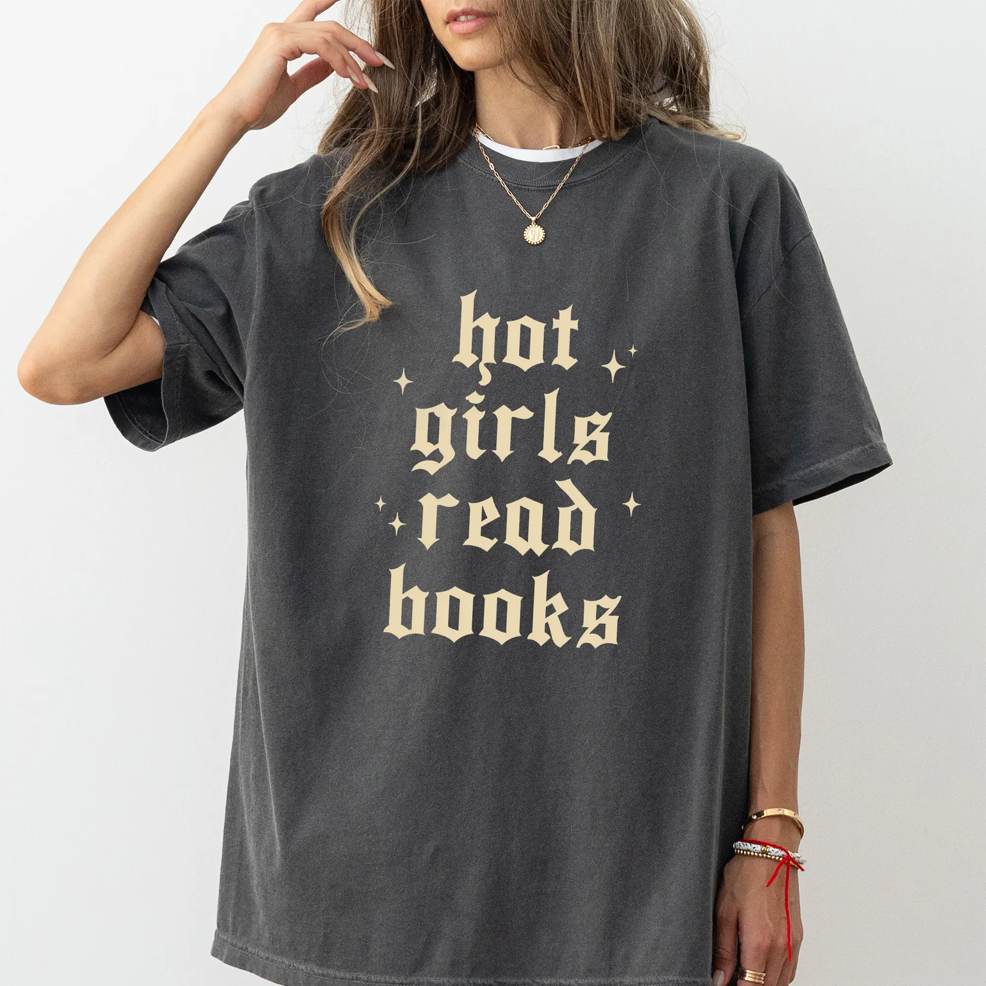 Vintage Hot Girls Read Books Comfort Colors Shirt, Retro Bookish Graphic Tee, Reading Lover T-shirt, Book Lover Clothing, Gift For Romantic Readers