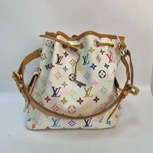 Pre-owned Louis Vuitton canvas Shoulder Bags x Takashi Murakami Monogram Multicolore Petit Noé Bucket Bag (White / Blanc) (BF 12) XP01950