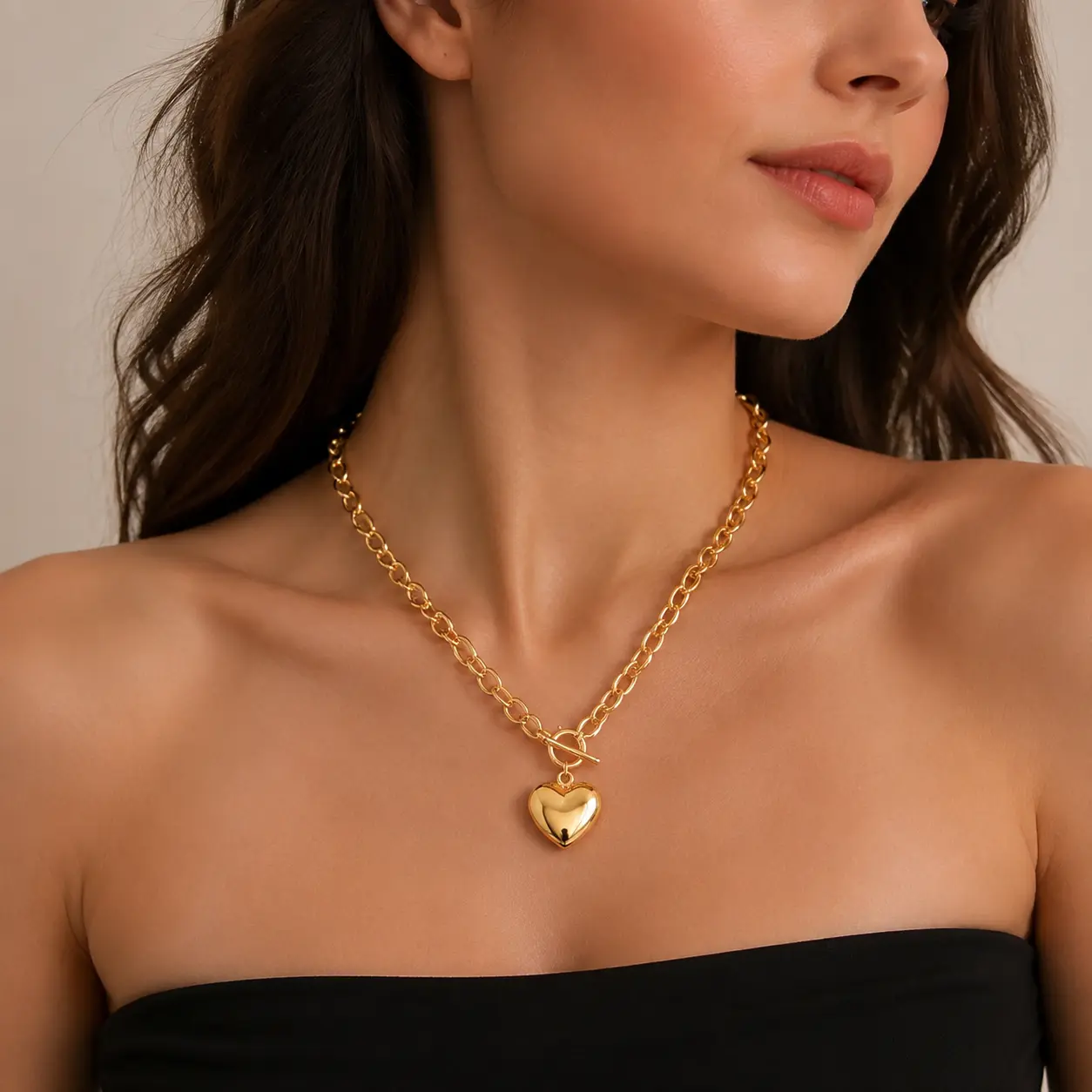 Chunky Heart Pendant Necklace with OT Buckle, Punk Style Hypoallergenic Gold Silver Necklace for Women, Cool Statement Jewelry, Fashionable Necklace Accessories for All Occasions