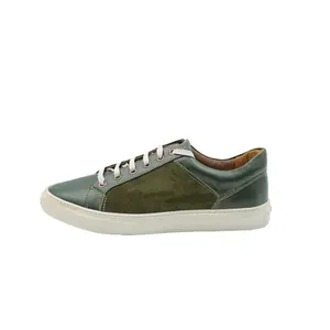 Mustang - Verde with white sole Sneaker