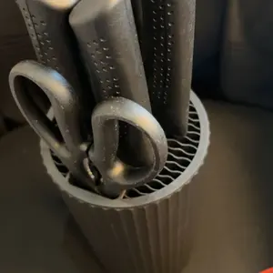 Knife Set, 8-Piece Kitchen Knife Set for Chef, Sharp Knife Set with Universal Knife Block, Anti-Rust Kitchen Knife set, Ergonomical Design (Black)