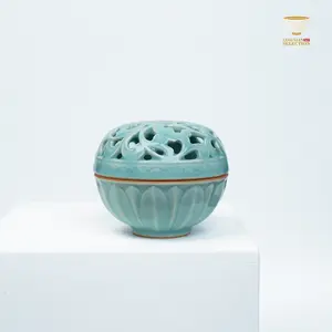 Jinhongyang Incense Burner Series | Longquan Celadon Incense Burner with Carved Design | Handcrafted Lotus Pattern Aromatherapy Decorative Burner