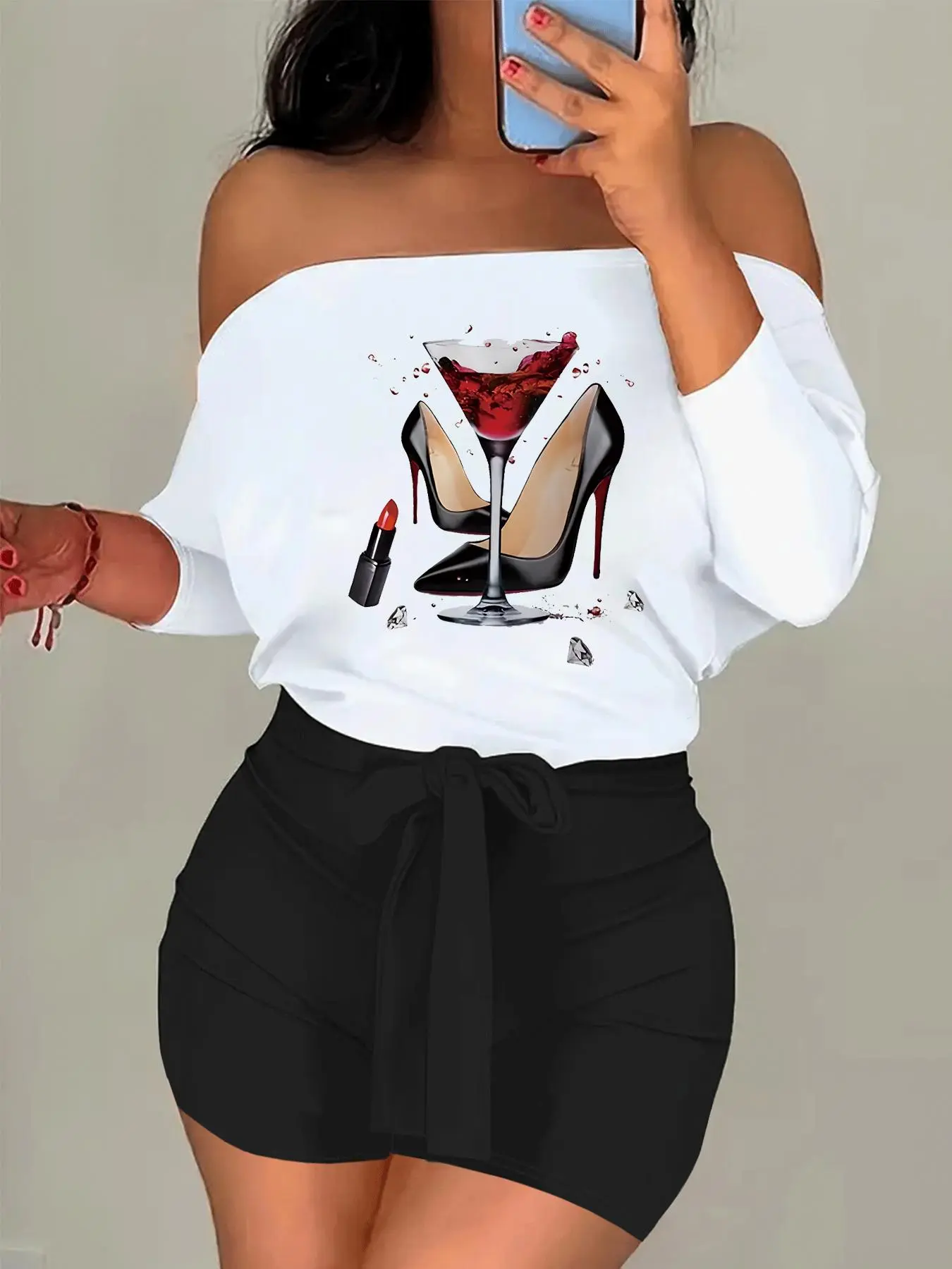 Two-Piece Set Women's Solid Color One Shoulder Long Sleeve Crop Top & High Waist Fitted Skinny Shorts, Casual Fashion Cozy Top & Shorts for Daily Outdoor Wear, Ladies Summer Clothes, Womenswear, Suits, Outfits Set, Clothing Sets