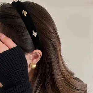 1pc Lovely Bee Decorative Head Band Wide Brimmed Non Slip Hair Hoop For Women And Daily Use Wear