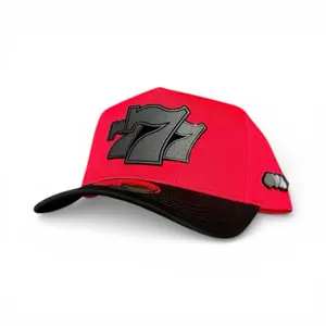 Gorra “777” estilo placa alta calidad y ajustable - Red/Black SnapBack hat with 777 Logo