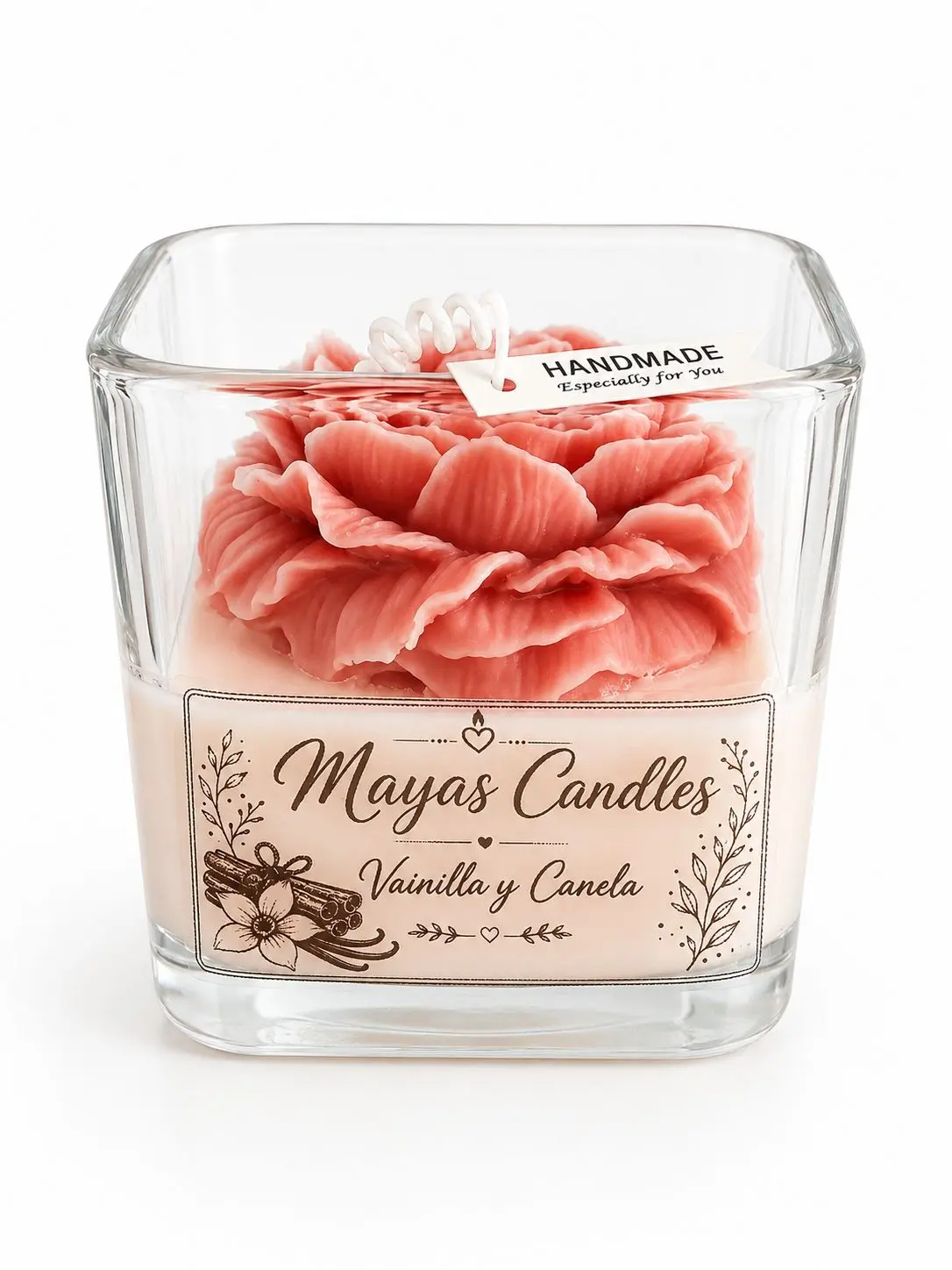 Vanilla and cinnamon candle in a container