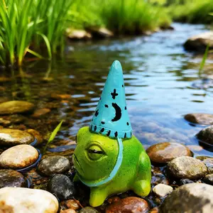 Frog Design Ornament, 2 Counts Cute Frog Statue with Party Hat, Desktop Decoration for Home Office, Gift for Friend & Family, Home Decor Ornaments