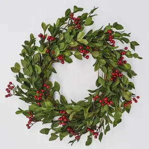 22" Mistletoe Wreath