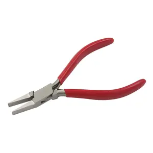 Chain nose plier size: smooth jaws, with double leaf spring & PVC handles