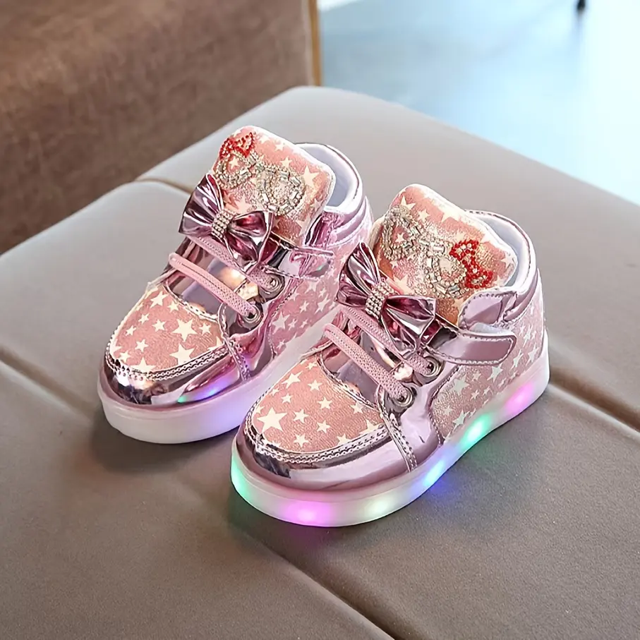 DB 2026 New Spring & Summer Girlish LED Lighted Board Shoes for Girls, Mixed Materials Casual Footwear with Bowknot Rhinestones