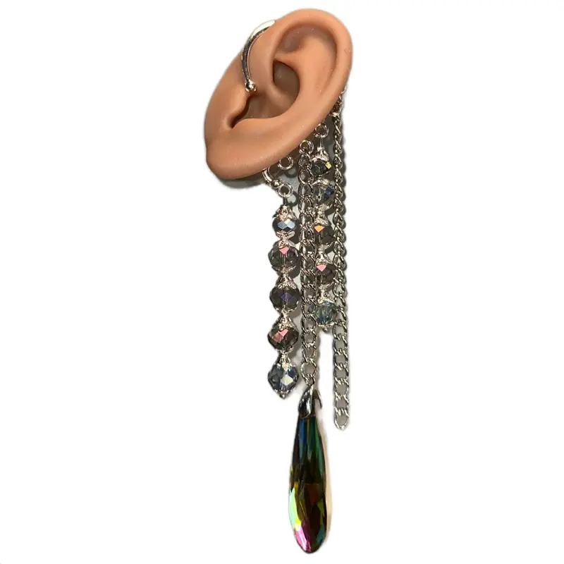 Prism Priestess (Ear Cuff)