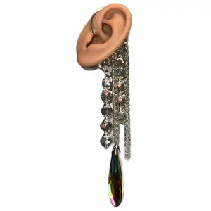 Prism Priestess (Ear Cuff)