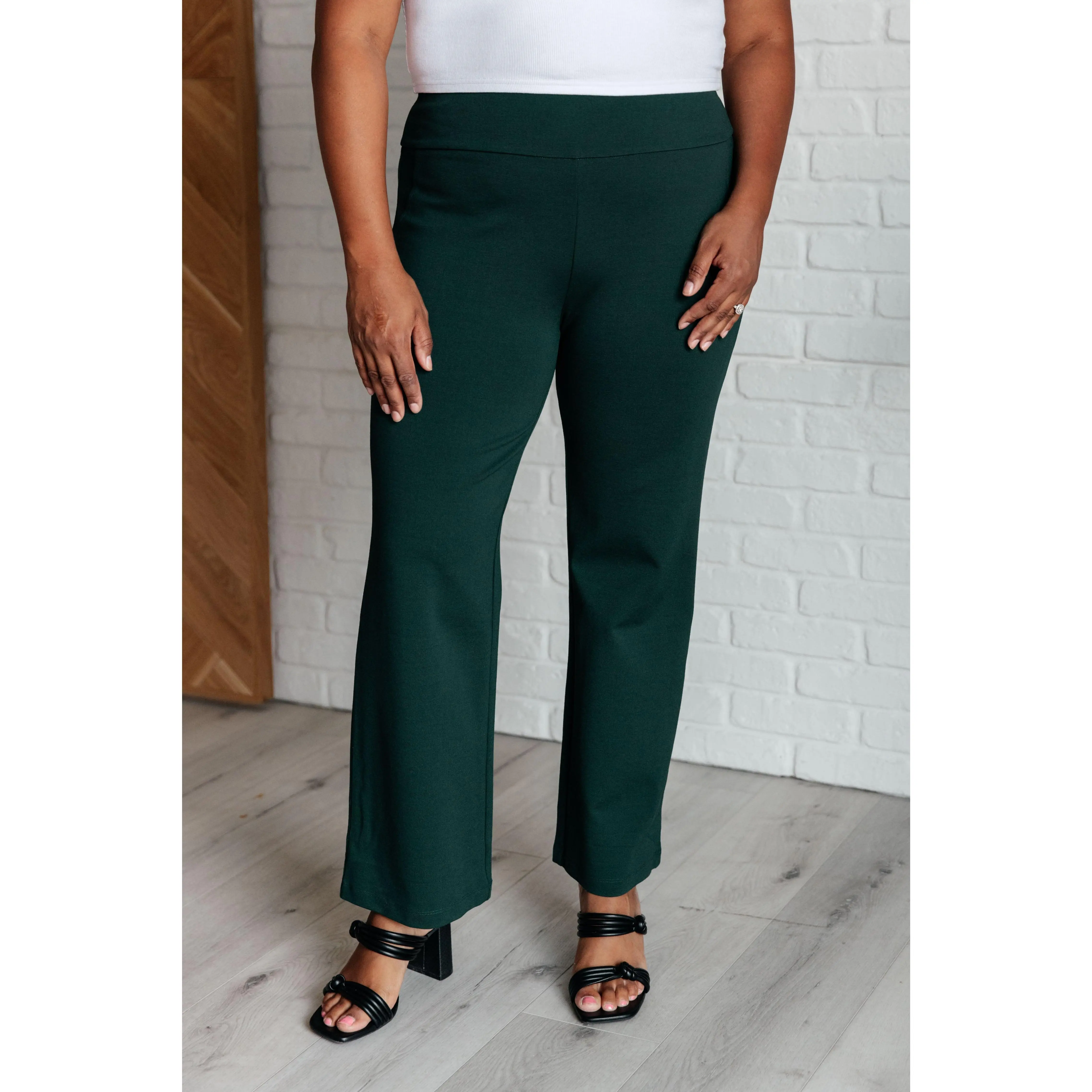Magic Straight Pants in Hunter Green