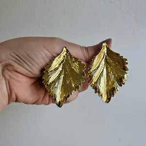 ✨ Zafira Gold Earrings (Aretes) ✨