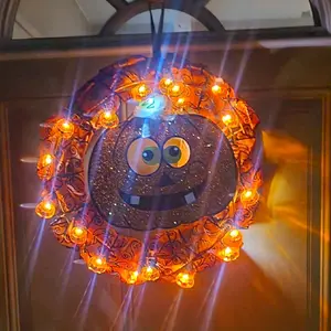 Jack-o-lantern Wreath