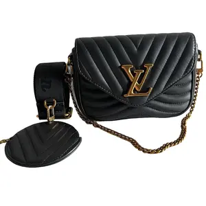 Pre-owned Louis Vuitton Leather Crossbody Bags New Wave Multipochette black leather