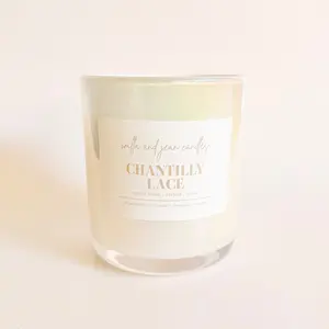 Chantilly Lace 14 oz