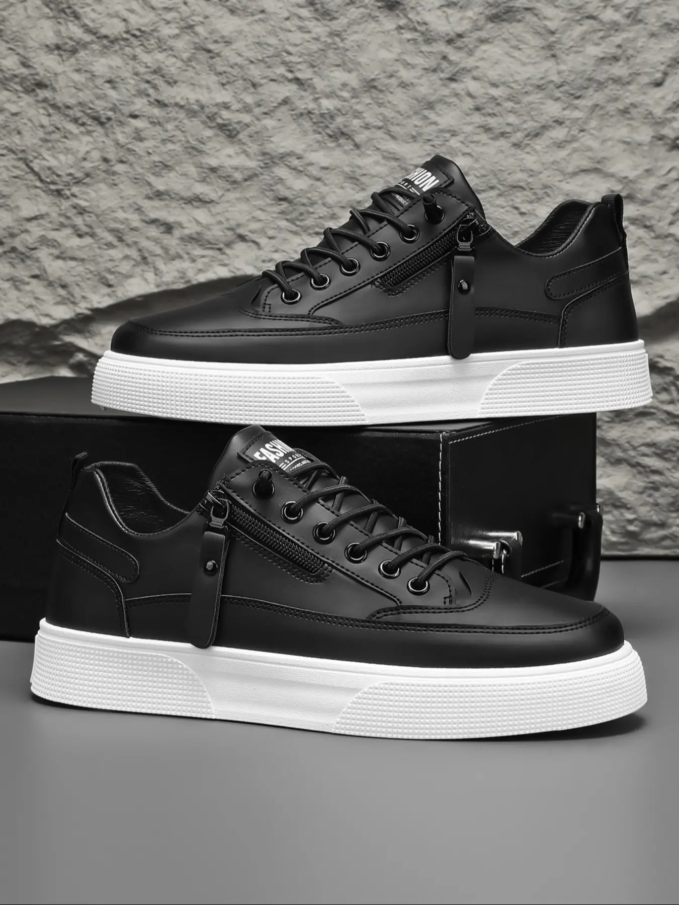 Men's small white shoes, Sporty casual shoes, two tone low cut casual sports shoes, outdoor hiking lace up board shoes, Sport Trainers Sneakers, large size, versatile street, four seasons commuting men's shoes Casual Walking Trainers Sneaker Trainer