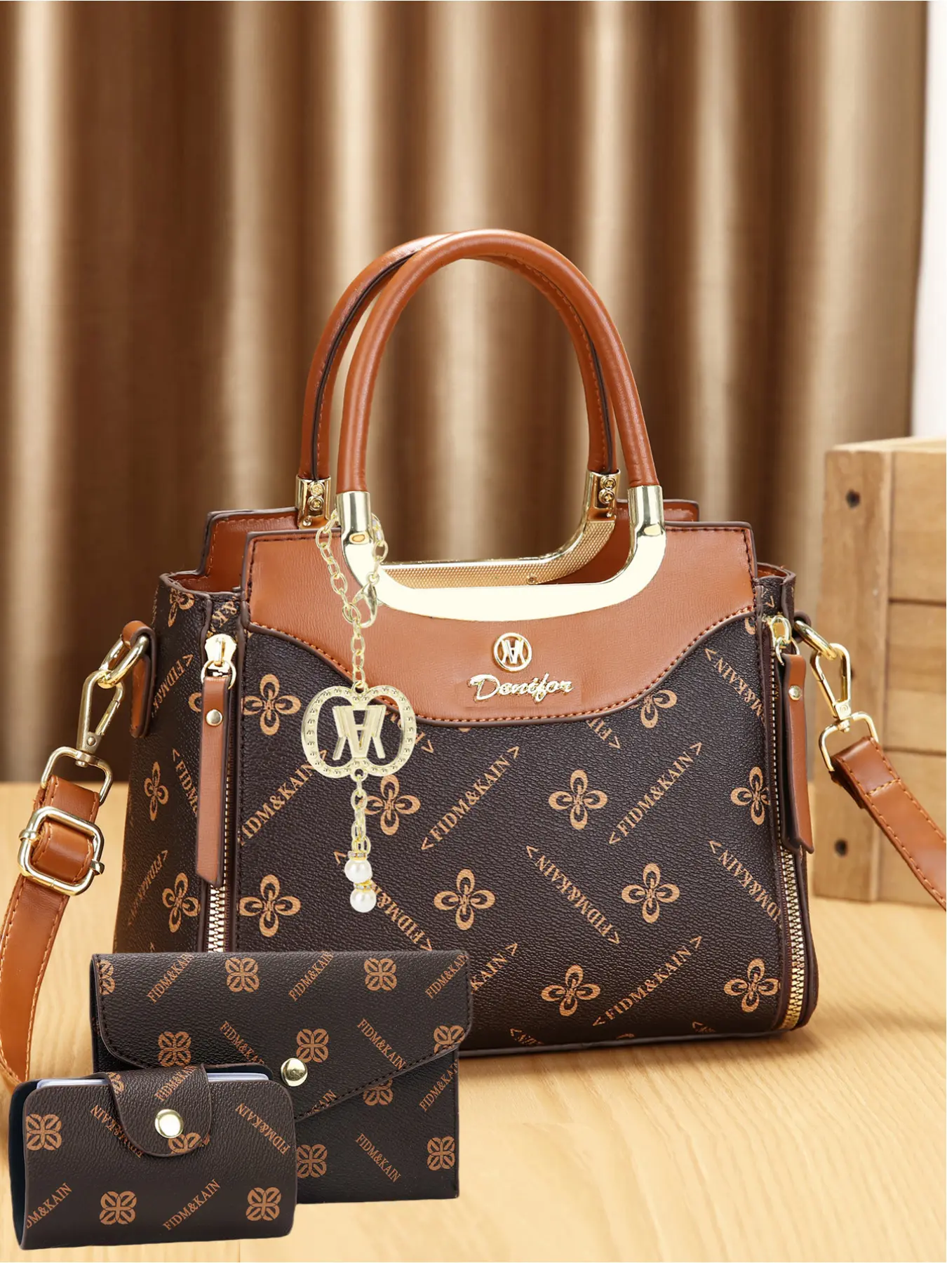Fashionable printed ladies' bag with a stylish and high-end feel, Casual trendy handbag, versatile handbag with a temperament mommy bag