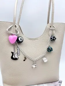 Creative Multi-Face Dice Chain Decoration, Simple Note Box Bag Accessory, Fashion 8 Ball Keychain, Travel Backpack Charm