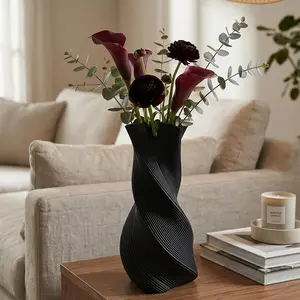 Human Heart Vase - 3D Printed Sculptural Piece with Twisted Organic Silhouette for Dried Flowers or Decorative Use 7.87 x 4.13 inches Deep Matte Black Finish