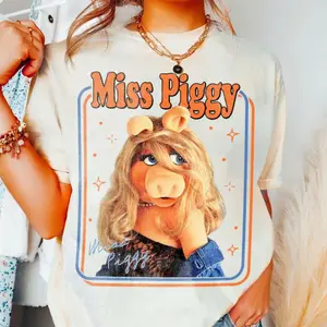 Icon Miss Piggy T-Shirt, Trending Unisex Tee, Disneyland Vacation Trip Gift 2025 Graphic T-shirt, Tees, Crewnecks, Hoodies – Ideal Gifts for Both Genders - Gift For Idea