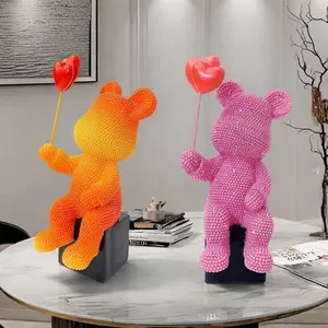 Resin Balloon Sculpture Bear Decor, Heart Design Bead Ornament, Ideal for Home Office Living Room Bedroom Gift, Unique Decoration Piece