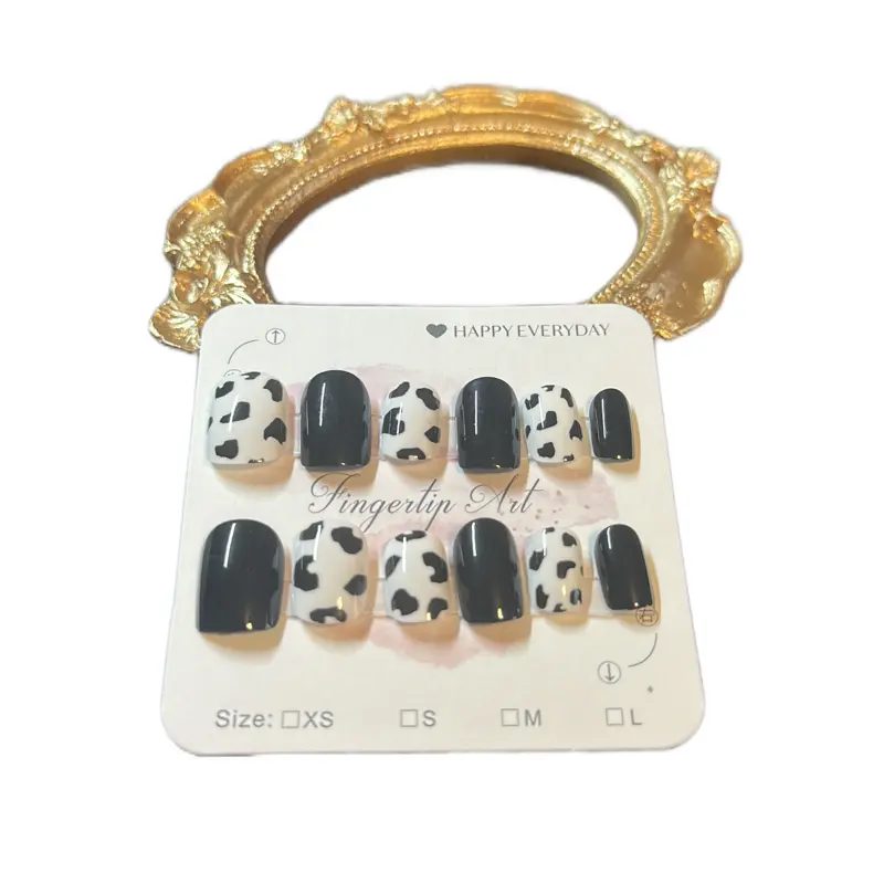 Moo-ve Over" Press-On Nail Set - Fingertip Art size (M)