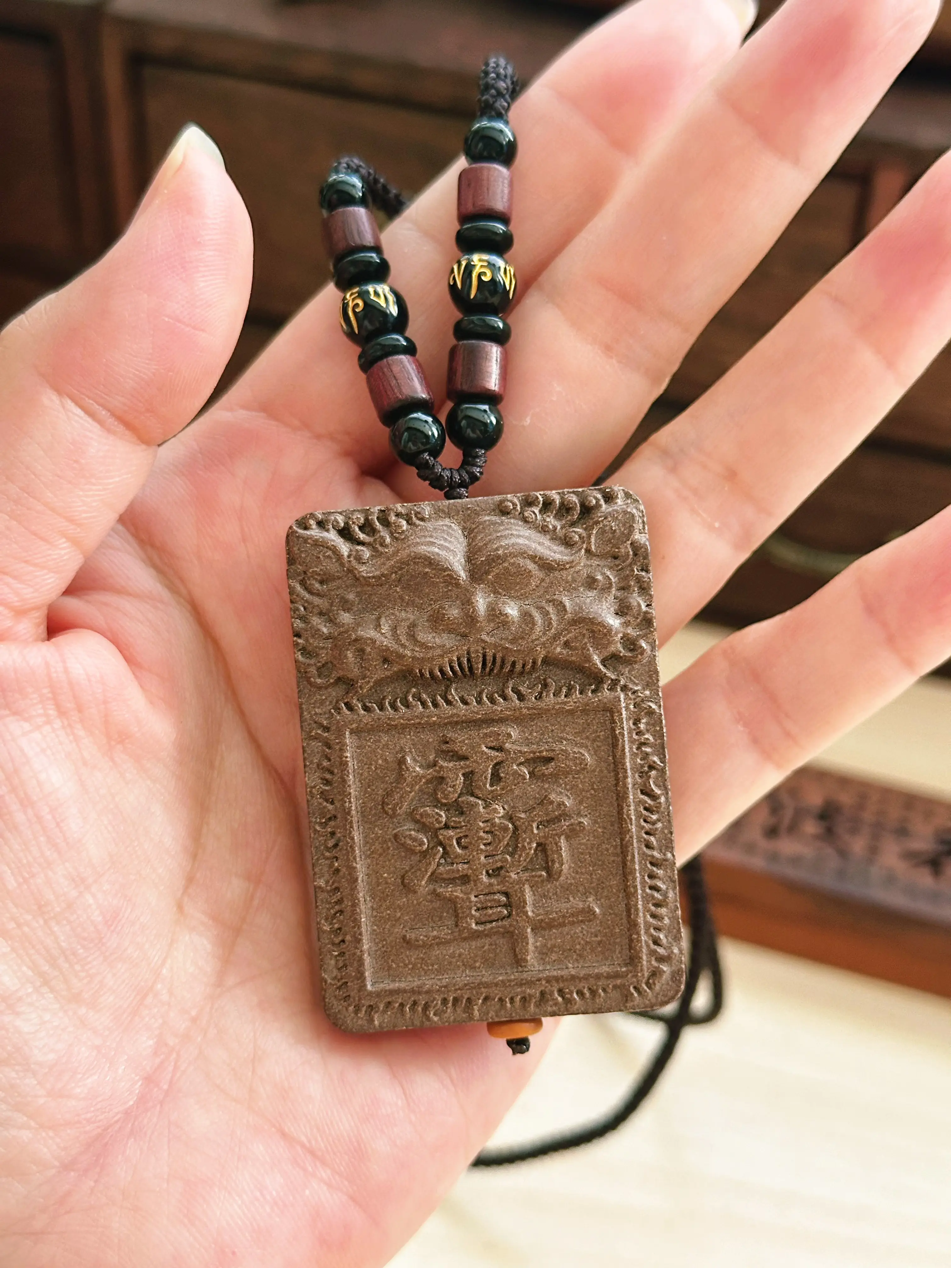 He Xiang brand lucky charm pendant, entirely handmade, one-of-a-kind.