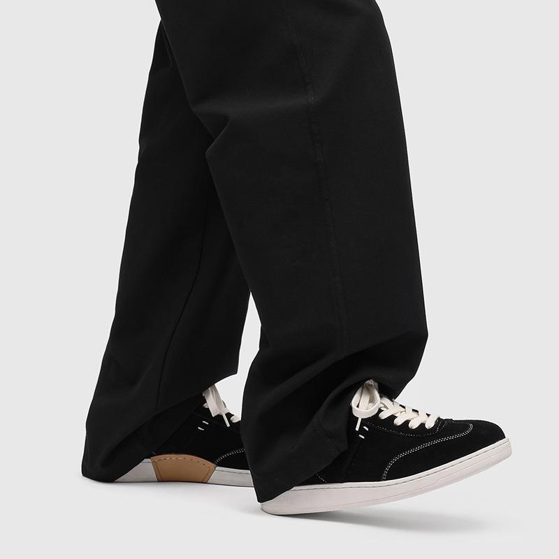 Preppy Style Must-Have: Two-Tone Suede Retro Sneakers for Men