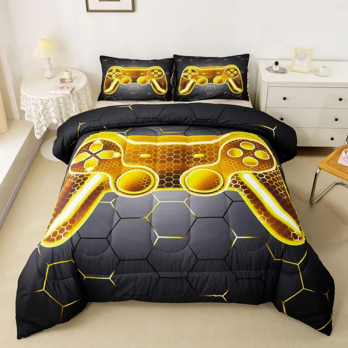 Feelyou Microfiber Bedding Set - Digital Print Game Controller Design, Breathable, Soft, Multi-Size All-Season Duvet Comforter Set, Ideal Gift for Gaming Enthusiasts