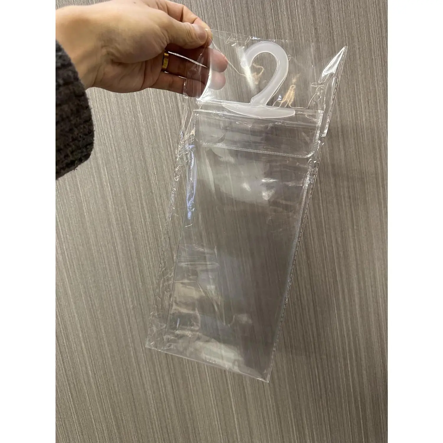 2 Pack Professional Placard Holders, Ultra Transparent Protective Covers with Large Hangers for Auto Handicap Permits, Handicap Placard Holder, Disabled, 2 Pcs