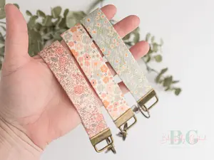 Patterned Key Fob Wristlet Keychain - Handmade Fabric Keychains - Vintage Floral & Checkered Designs - Stylish Key Holder Wristlets - Perfect Personalized Gift