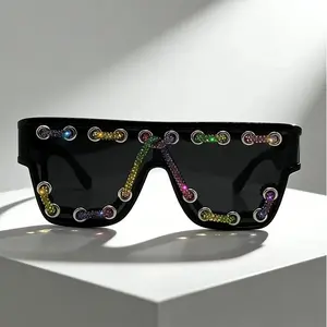 y2k Oversized Square Sunglasses for Women Men Bling Rhinestone Decor Streewear Punk Statement Eyewear Trendy Fashion Shades