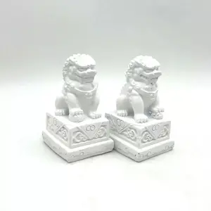 Pair of Small Lion Ornaments for Christmas Halloween Thanksgiving, Garden Living Room Desk Decor, Landscape Decoration