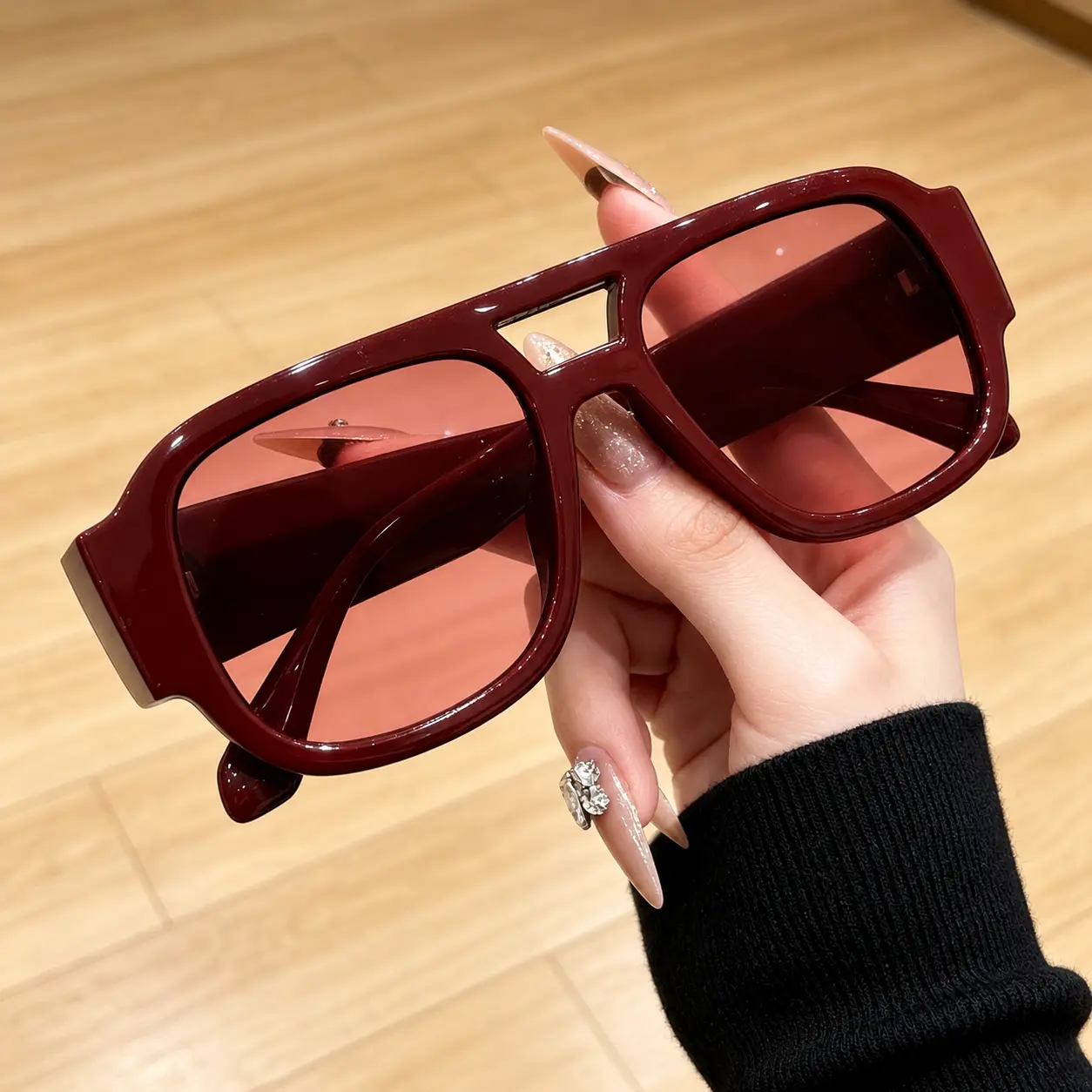 Unisex Trendy Casual Sunglasses - Full-Rim Polycarbonate Pilot Frames, UV Blocking Shades, Sun Protection, Personalized Red Frame Eyewear