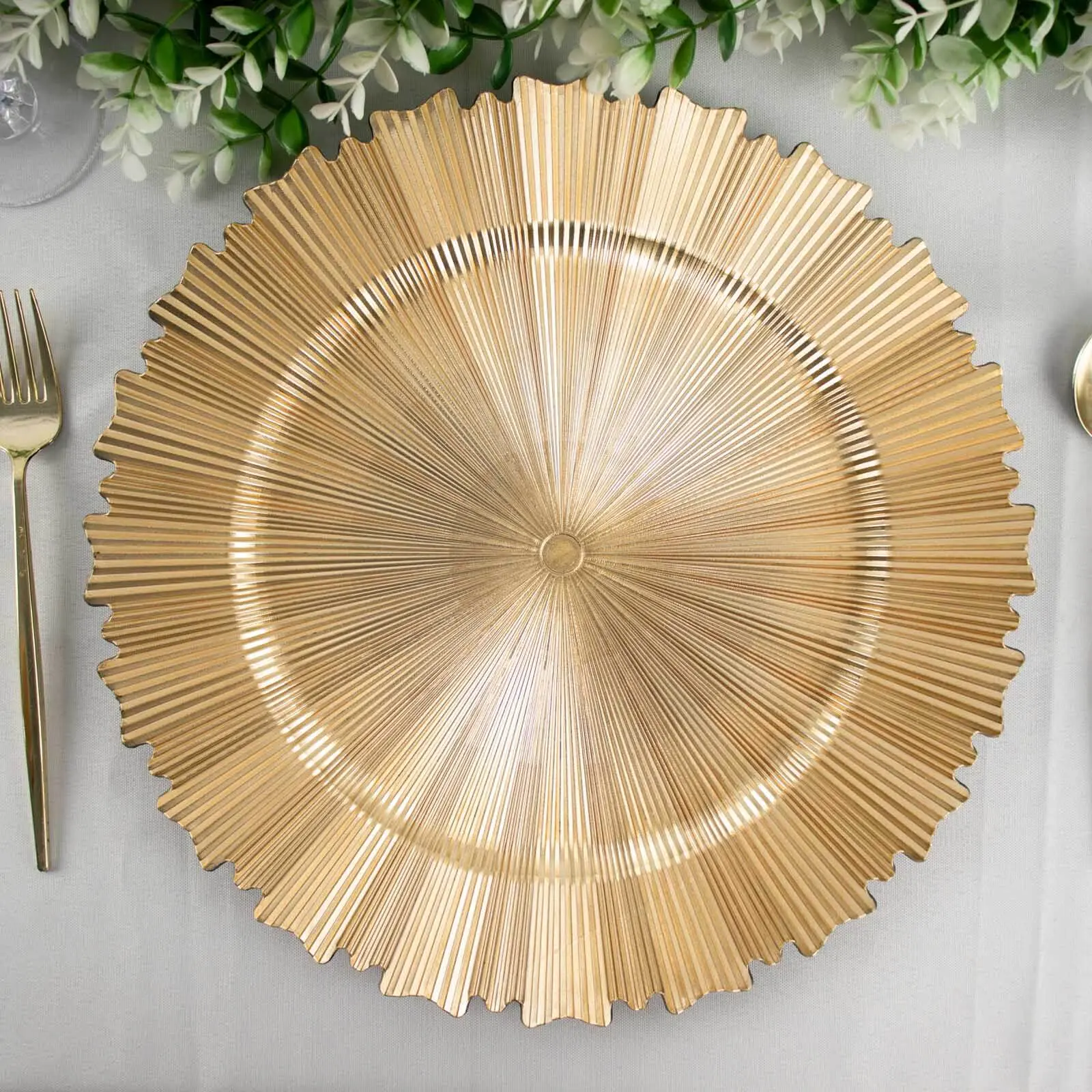 13 in Round Metallic Gold Acrylic Charger Plates, 6-Pack - Sunray Scalloped Rim, Elegant Plastic Plates, Formal Events Dinner Table Decor