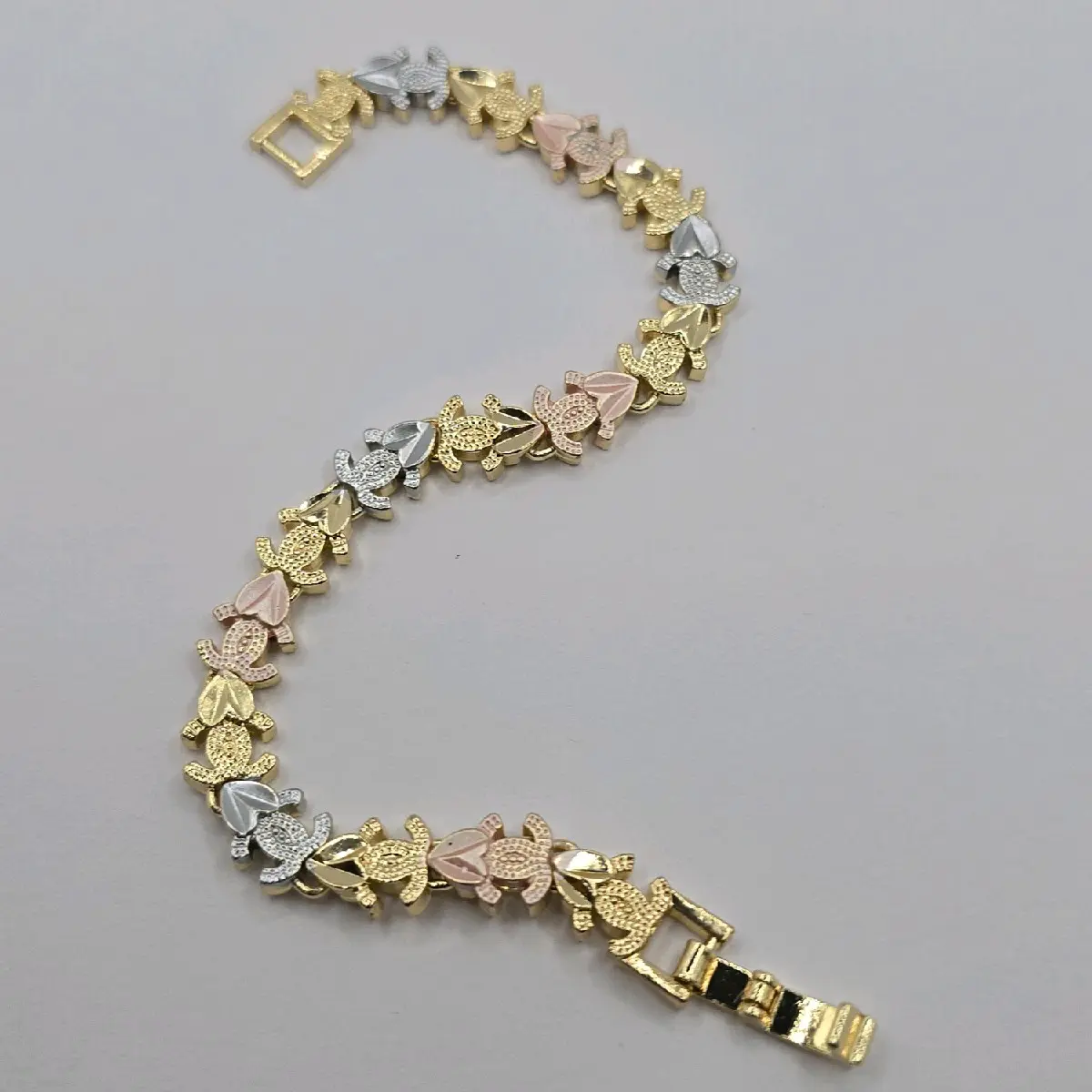 Fashion Bracelet Hearts Designs Three Colors Gold-Plated - No Fade No Tarnish