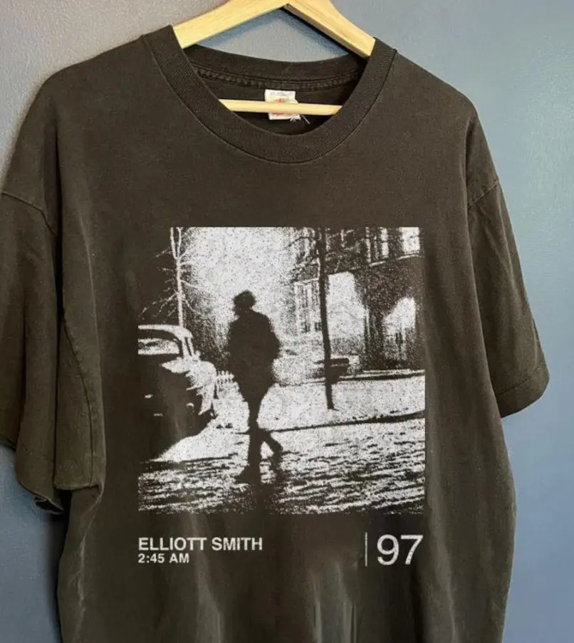 Gildan Women's Oversized Vintage 90s Graphic T-Shirt with Elliott Smith Artist Print, Loose-fitting 100% US Cotton Crewneck, 90S Graphic Tees, Band Graphic