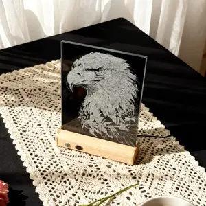Stylish Eagle Figurine Decoration, Handcrafted Art Piece, Perfect Home Decor Accessory, Unique Gift Idea, High-Quality Craftsmanship