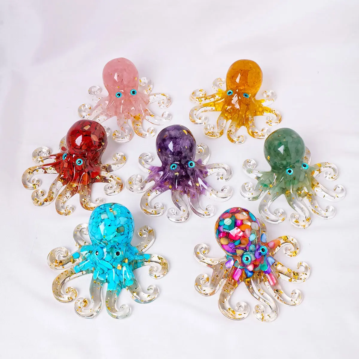 Natural Crystal Octopus Dangle, Hand Selected Crystals, Unique Crystals, Resin & Natural Crystal Decor, Crystal Carvings, Home Office Garden Desktop Ornament, Ideal Holiday Gift, Indoor Decoration, Crystal Decorative Ornaments